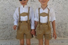 Kinder